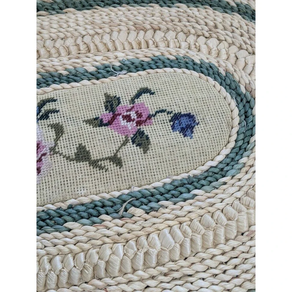 Vtg 1970's Woven Raffia Straw Floral Needlepoint Table Centerpiece Mat 29